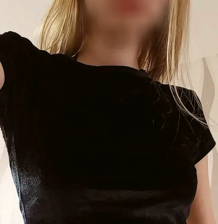 Bethany, 25
