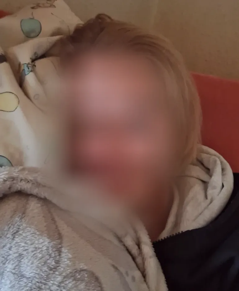 Evie, 39