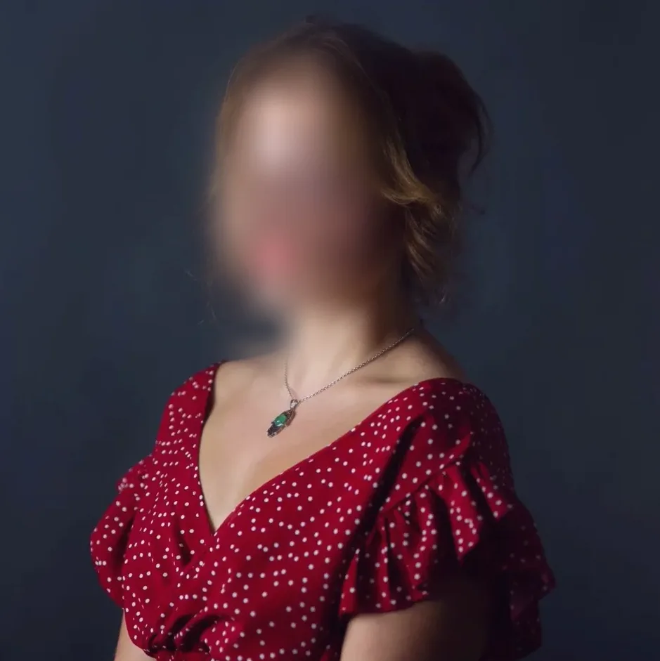 Natalia, 25